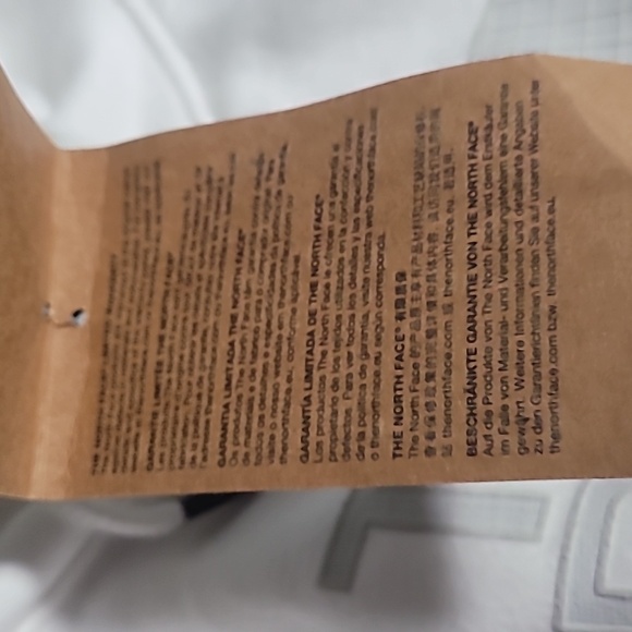 Northface Hoodie - Picture 8 of 9